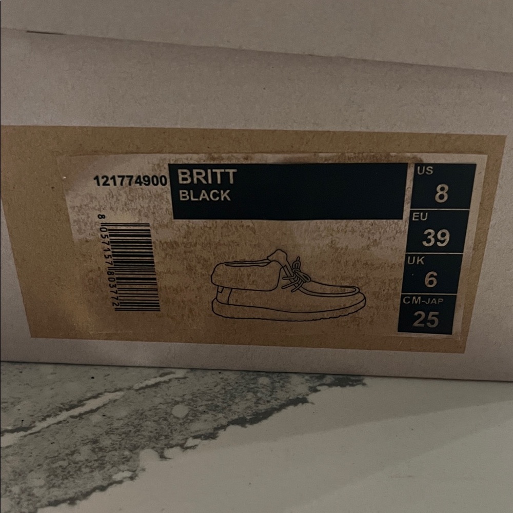 Hey Dude Britt Black Shoes - Picture 2 of 8